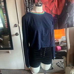 Long sleeve crop w/ rainbow detail